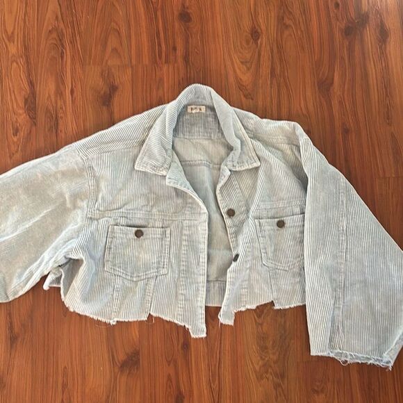 POL seafoam blue corduroy cropped distressed jacket with star size L - Picture 2 of 5